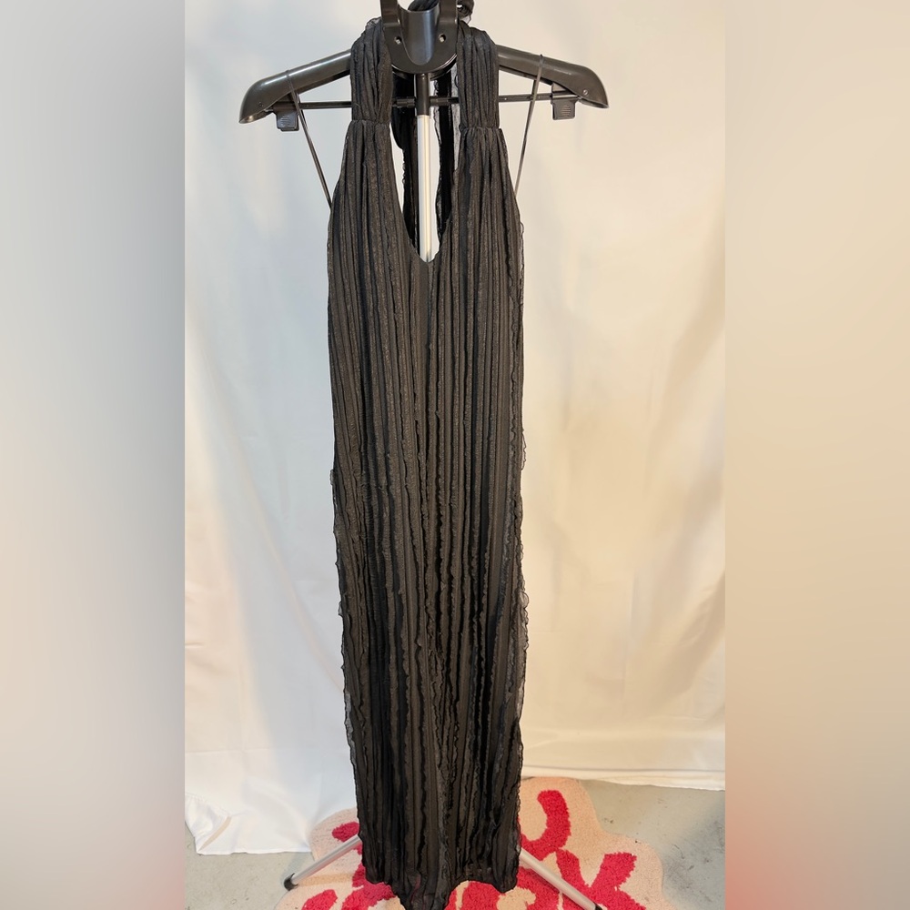 Fashion Nova Black Pleated Halter Maxi Dress Size M